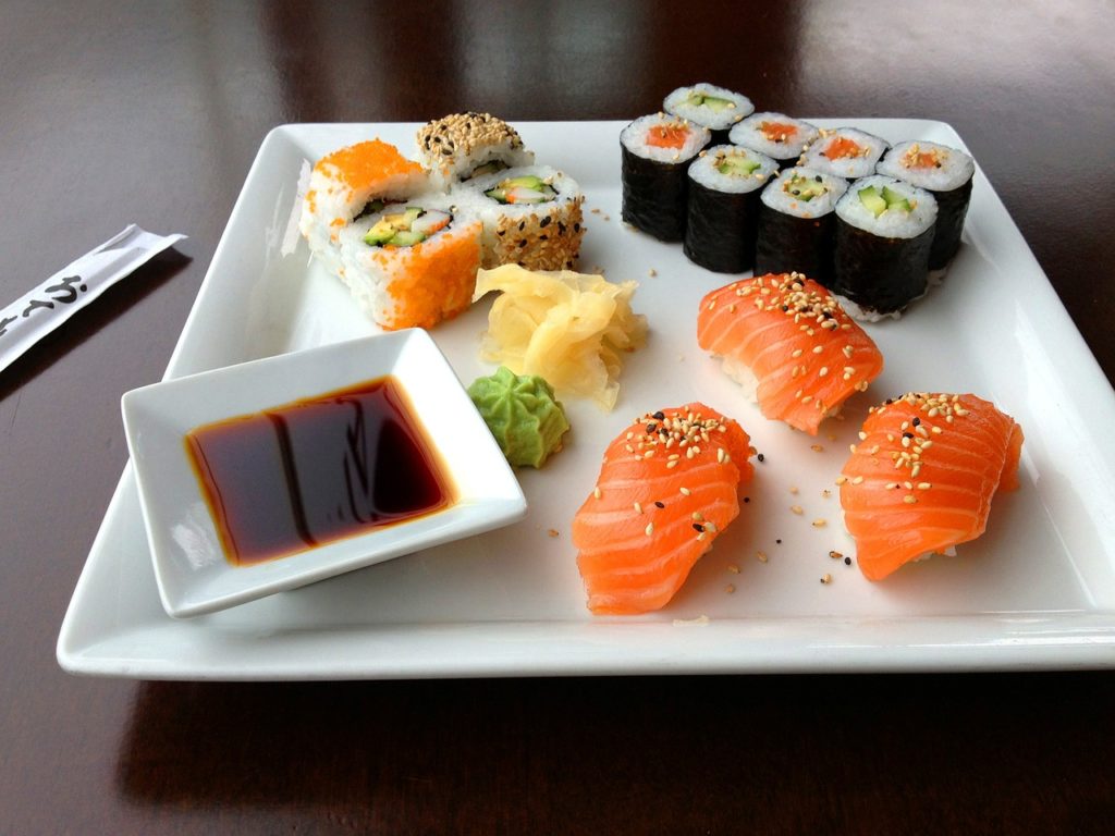 Arrangement of sushi made by sushi machine